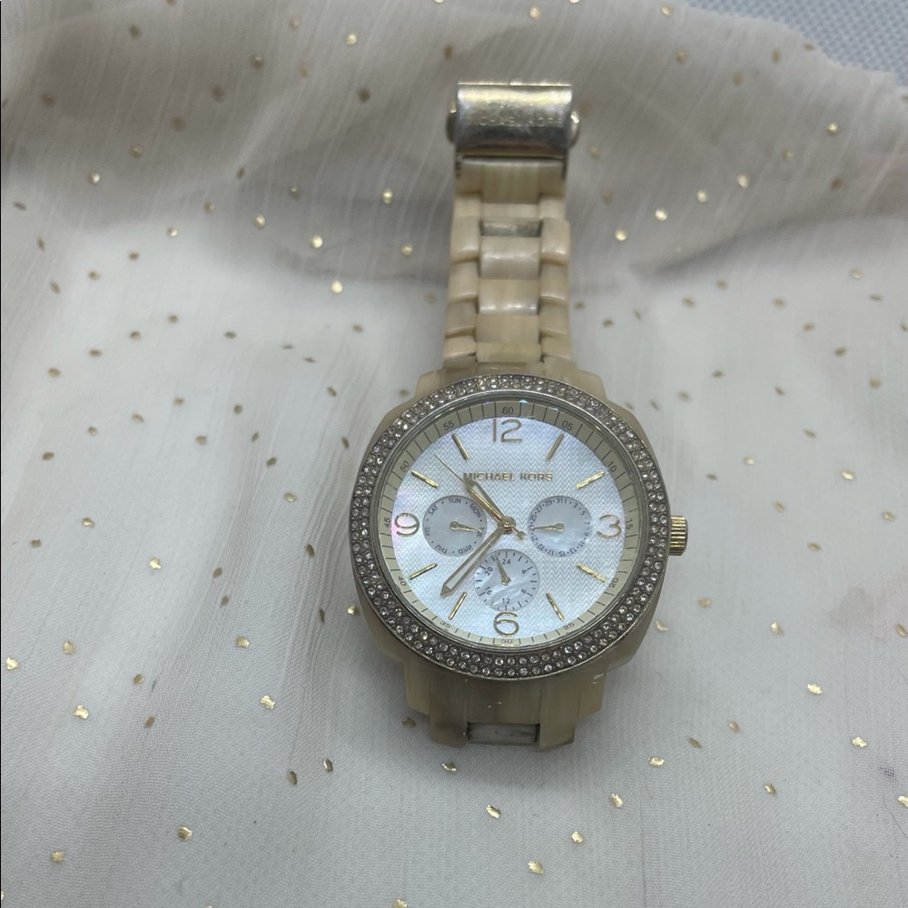 Micheal Kors Nude Tortoise Shell Watch - needs replacement battery!